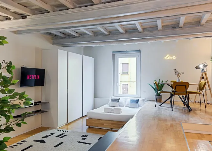 Cantoni 4A - Loft At Colosseum